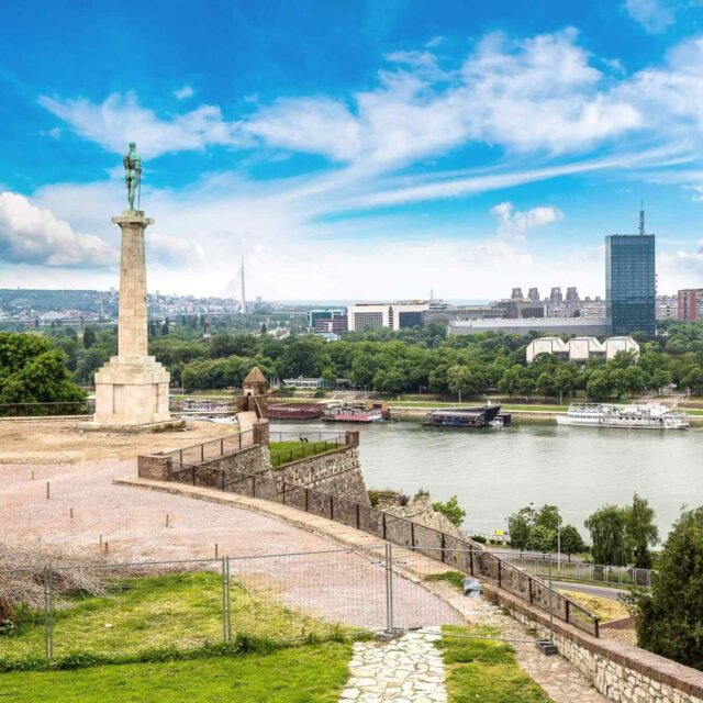 https://alacrantravelsytours.com/wp-content/uploads/2018/09/destination-belgrade-06-640x640.jpg