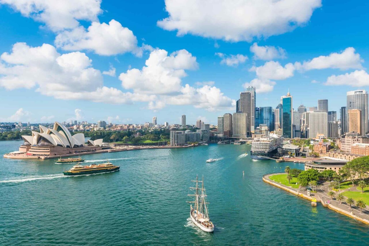 https://alacrantravelsytours.com/wp-content/uploads/2018/09/destination-sydney-04-1280x854.jpg